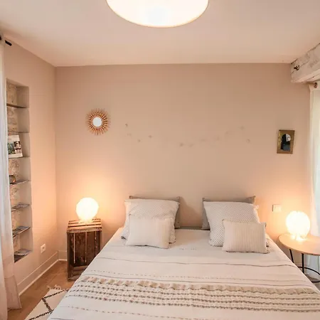 Vakantiehuis Le Pigeonnier Rouge *